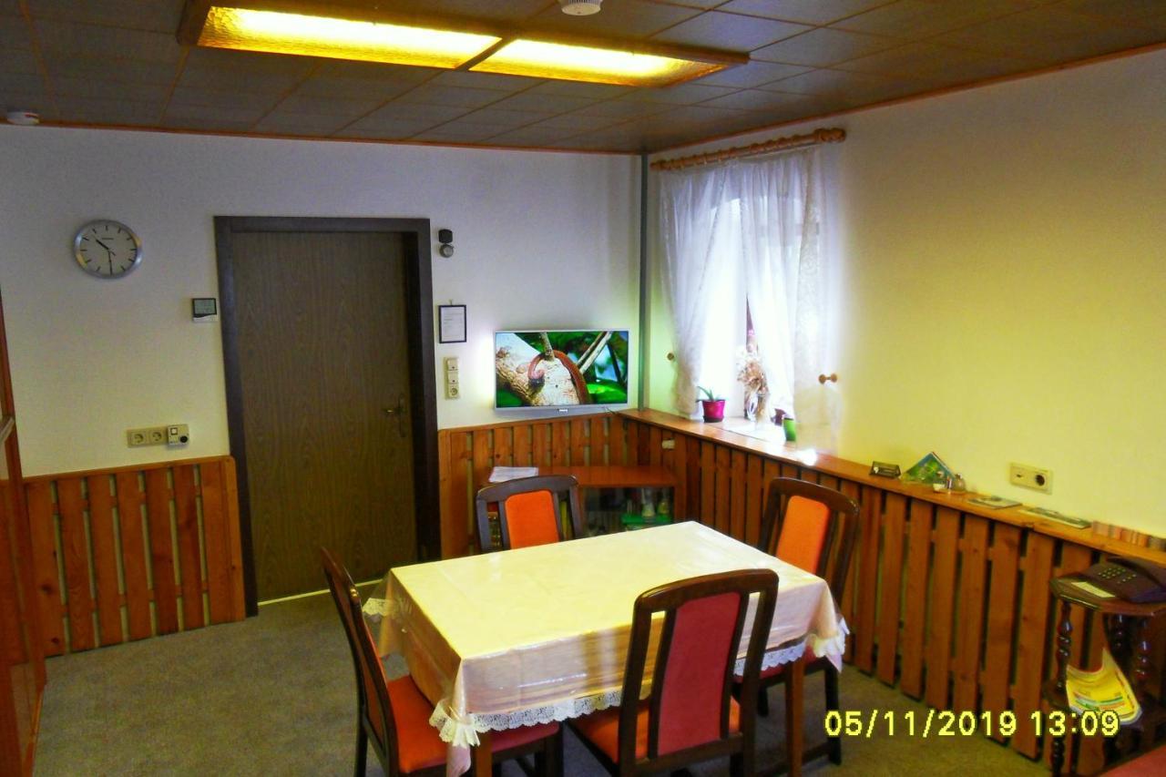 Gaestezimmer Zittau - Bed & Breakfast Buitenkant foto